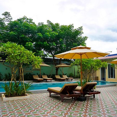 Le Kree Downtown Hotel Phnom Penh Dış mekan fotoğraf