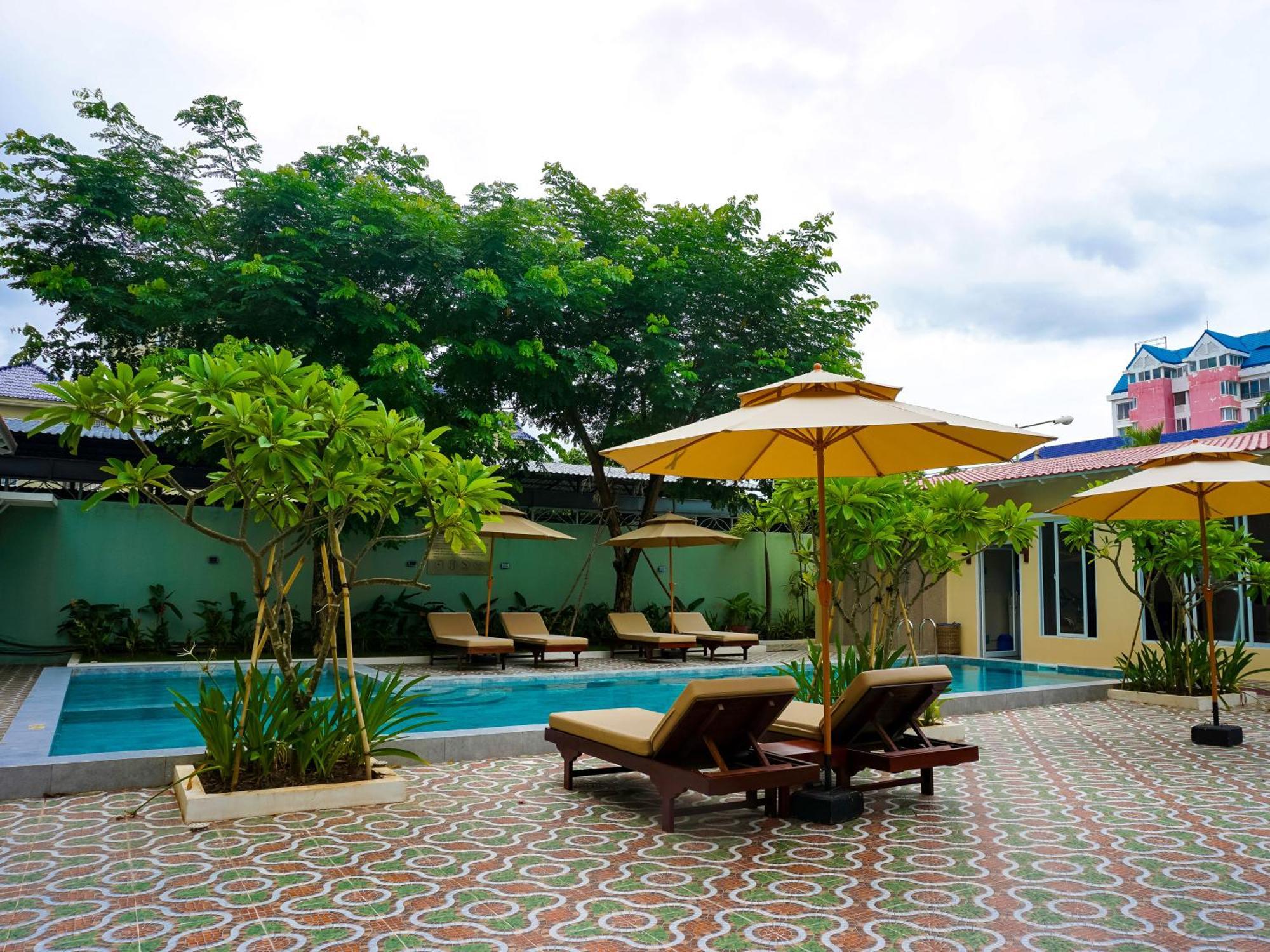 Le Kree Downtown Hotel Phnom Penh Dış mekan fotoğraf